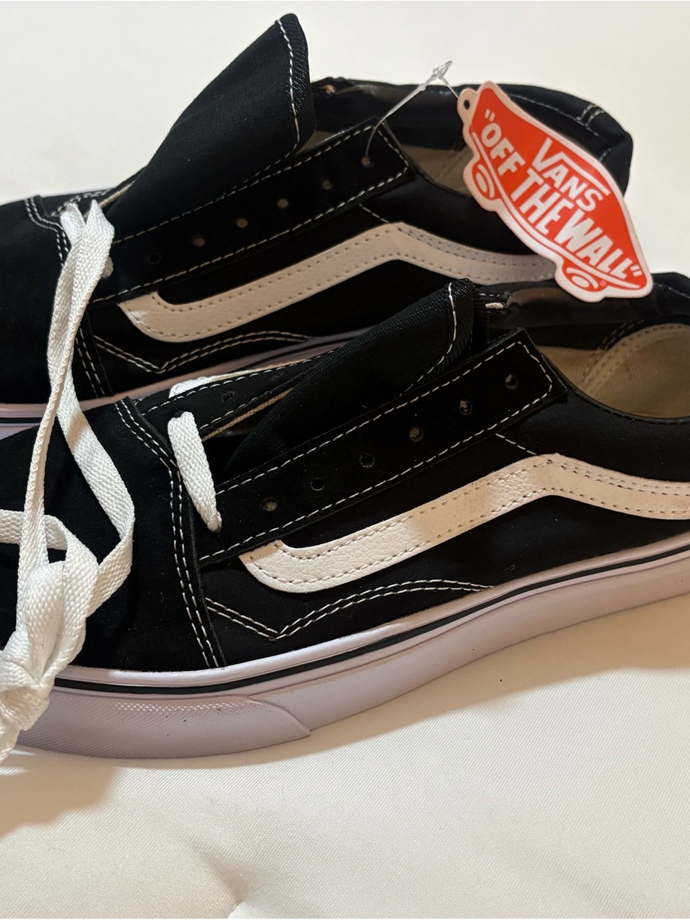 Men’s Black and White Old Skool fashion shoes